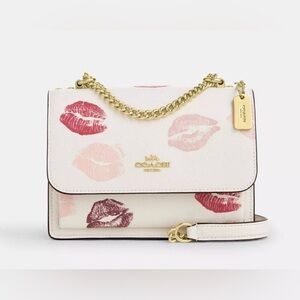 👄 New Coach Mini Klare Crossbody With Lips Print